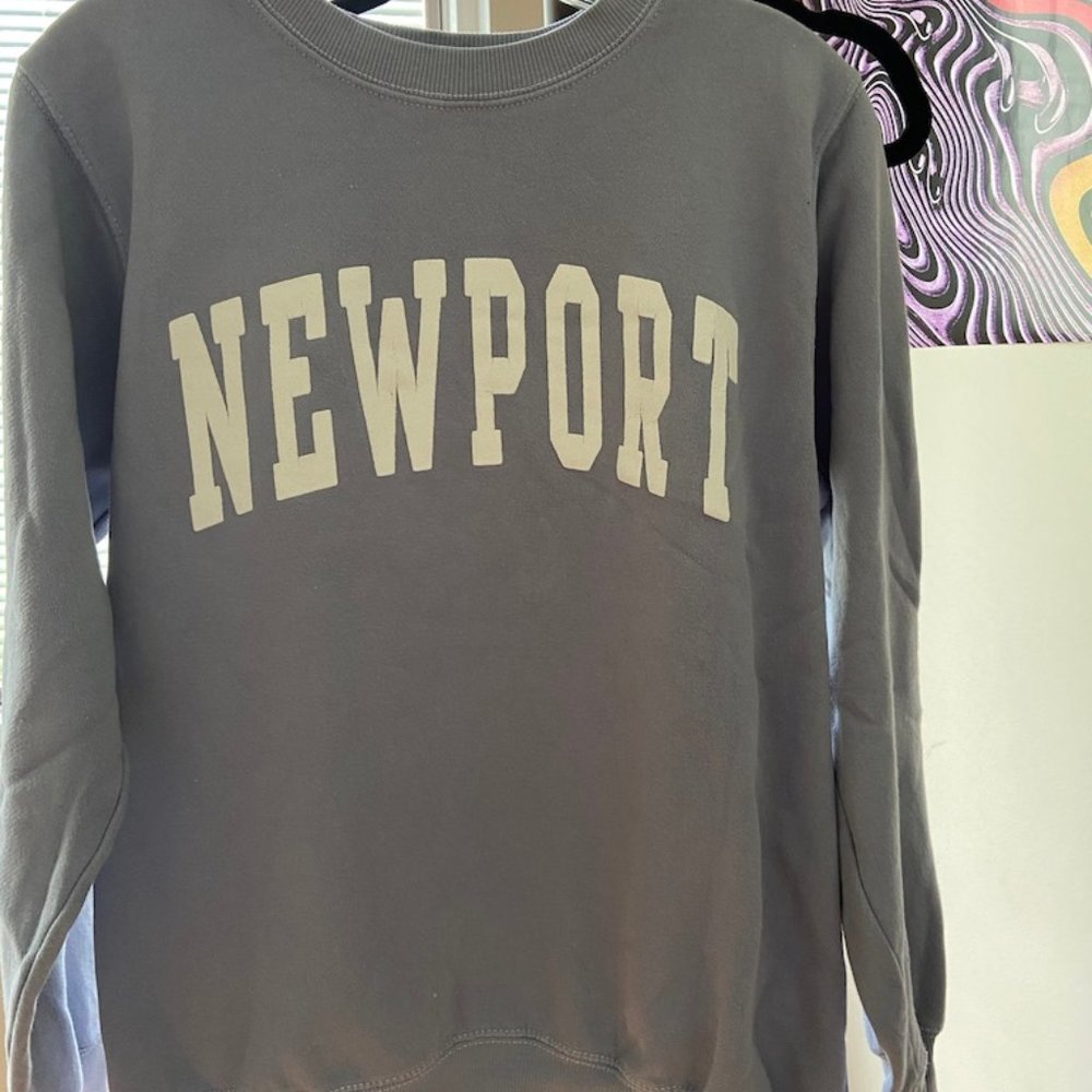 Brandy Melville Newport Crewneck